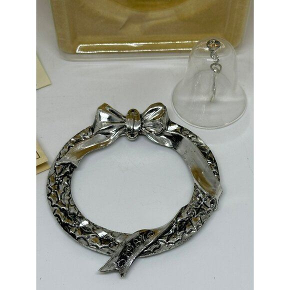 VTG 80s Hallmark Holiday Heirloom Crystal Bell Silver Wreath Christmas Ornament - Picture 6 of 10